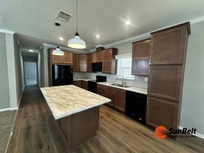 Photo 2 of 27 of home located at 65 Maple Drive Labelle, FL 33935