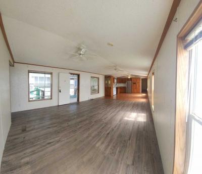 Photo 4 of 12 of home located at 500 Chaffee Rd South Jacksonville, FL 32221