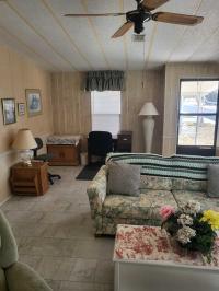 1983 Glenbrook MH Mobile Home