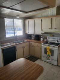 1983 Glenbrook MH Mobile Home
