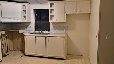 Photo 5 of 8 of home located at 1140 Johnson St Carlinville, IL 62626