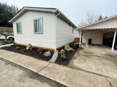 Photo 2 of 18 of home located at 570 N 10th Ave #76 Cornelius, OR 97113