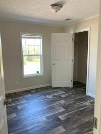 2021 Clayton Homes Inc Community Series Mobile Home