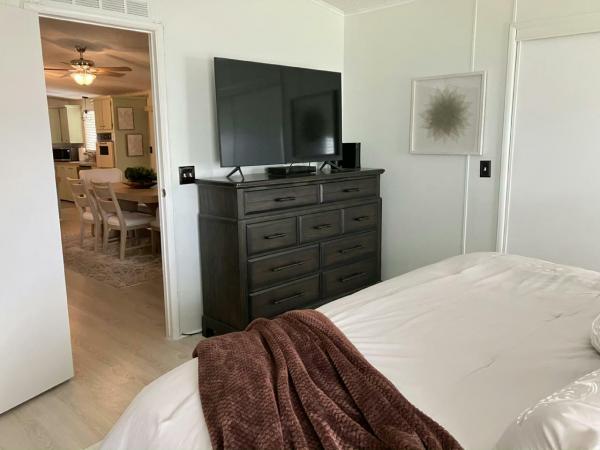 1986 PALM Manufactured Home