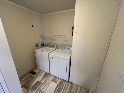 Photo 5 of 12 of home located at 7560 Grant Drive Newport, MI 48166