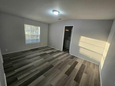 Photo 3 of 5 of home located at 1234 Reynolds Road, #190 Lakeland, FL 33801