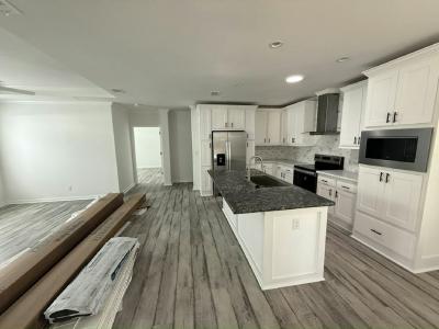 Photo 5 of 21 of home located at 3528 Vine Trail (Site 0148) Ellenton, FL 34222