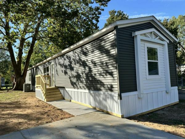 2022 Clayton Davella Manufactured Home