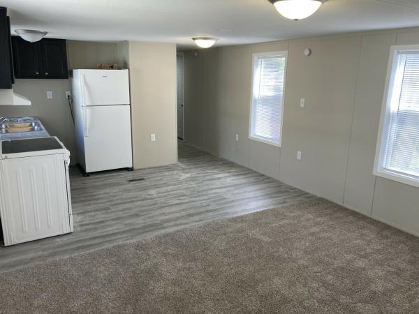 2006 Destiny mobile Home