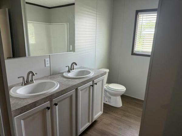 2022 Clayton - Bonham  Home