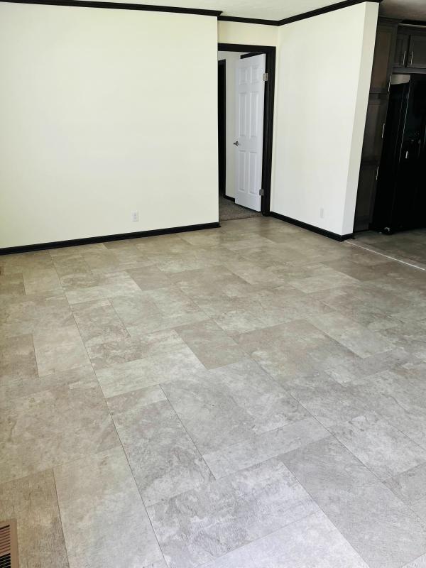 2019 Skyline - Sugar Creek Mobile Home