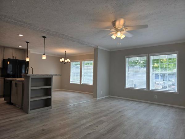 Photo 1 of 2 of home located at 6501 Germantown Rd #144 Middletown, OH 45042