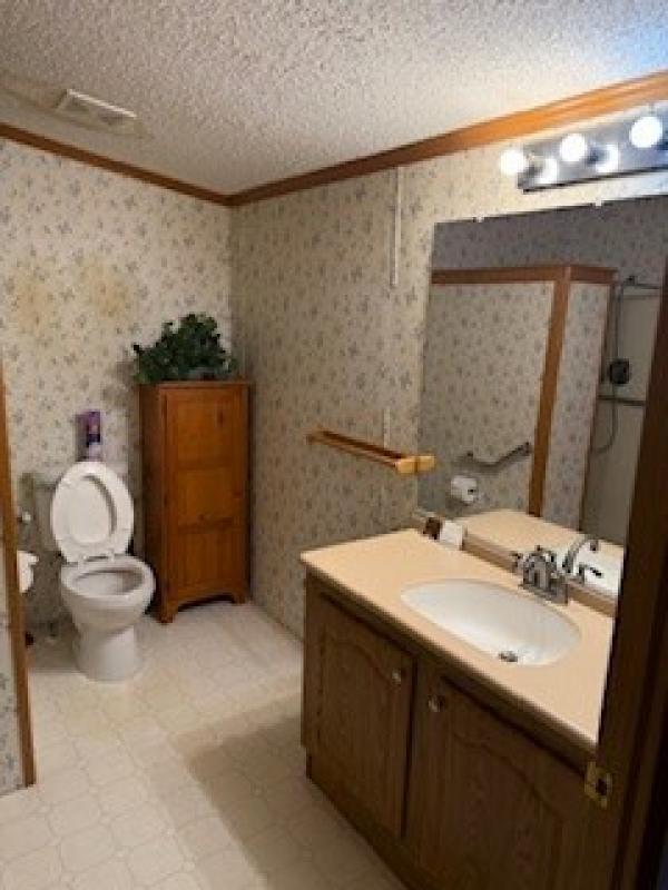 2000 Lincoln Park C38 Ultimate Value  Home