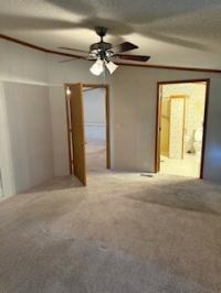 2000 Lincoln Park C38 Ultimate Value  Home