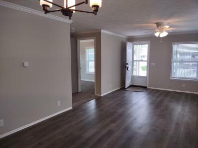 Mobile Home at 14 E Sprucewood Dr Sandusky, OH 44870