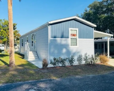 Photo 2 of 13 of home located at 900 Aqua Isle Blvd, #B28 Labelle, FL 33935