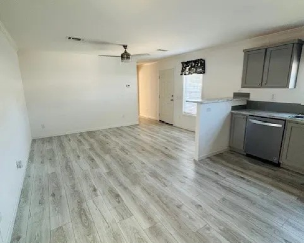 2023 RH2562E  Home