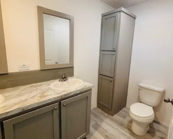 2023 RH2562E  Home