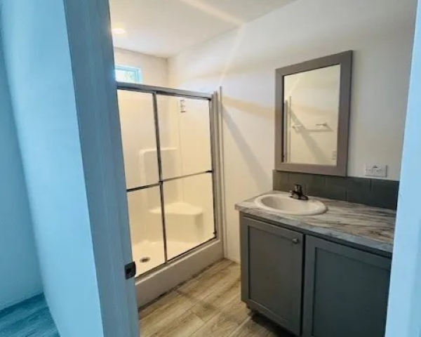 2023 RH2562E  Home