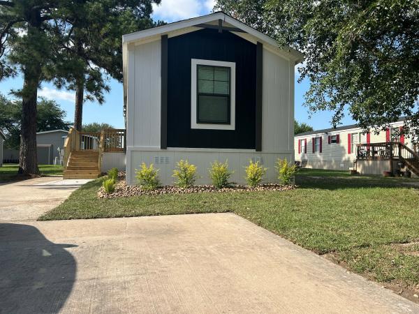 2024 Clayton 52NXT16763C Mobile Home