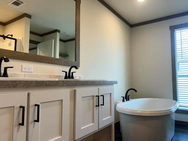 2024 Clayton 52NXT16763C Mobile Home
