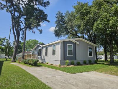 Mobile Home at 1118 North Plaza East Blvd. Houston, TX 77073
