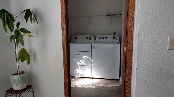 2001 MFHM 220172608660AB Mobile Home
