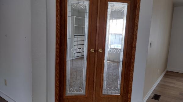 2001 MFHM 220172608660AB Mobile Home