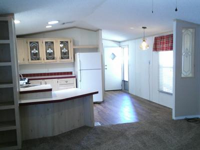Photo 5 of 12 of home located at 7112 Pan American Fwy NE #108 Albuquerque, NM 87109