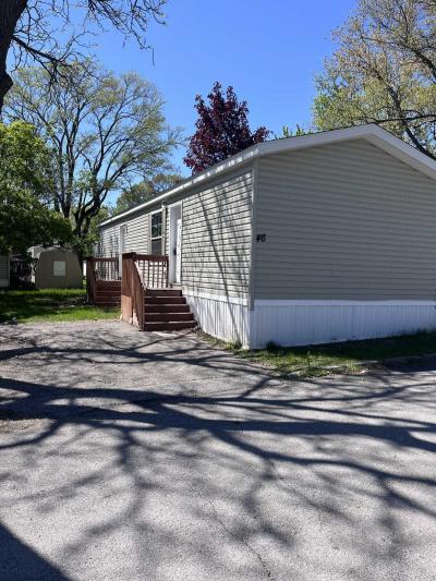 Photo 4 of 12 of home located at 2301 SW Oralabor Rd, #23 #46 Ankeny, IA 50023