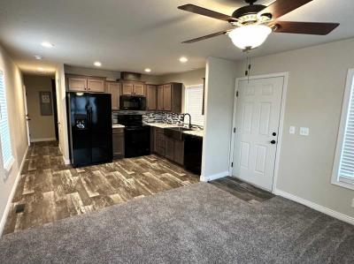 Photo 3 of 7 of home located at 2200 Lancaster Drive SE Sp. #9A Salem, OR 97317
