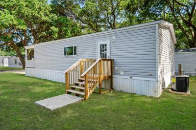 Photo 4 of 25 of home located at 1300 Schillinger Rd. S F3 Mobile, AL 36695