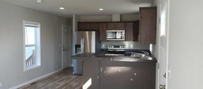 Photo 4 of 15 of home located at 2200 Lancaster Drive SE Sp. #18A Salem, OR 97317