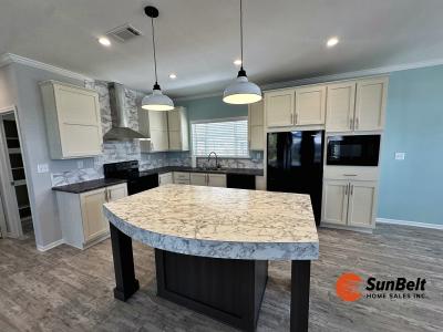 Photo 5 of 29 of home located at 58 Oak Street Labelle, FL 33935