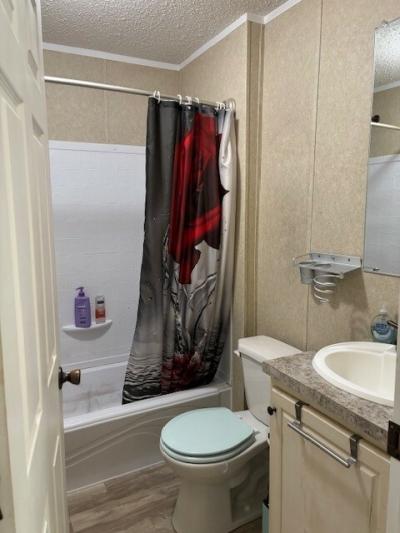 Photo 4 of 7 of home located at 43088 Riviera Ave #212 Sterling Heights, MI 48314