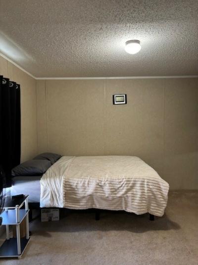 Photo 5 of 7 of home located at 43088 Riviera Ave #212 Sterling Heights, MI 48314