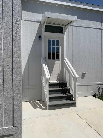 Photo 3 of 13 of home located at 2767 W First St., Sp. 14 Santa Ana, CA 92703