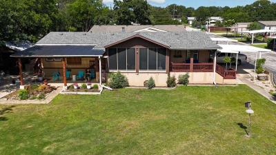 Mobile Home at 5200 Lake Shore Ln., Lot 5 Denton, TX 76208