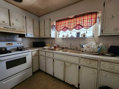 Photo 2 of 15 of home located at 171 Cypress Ln West Largo, FL 33770