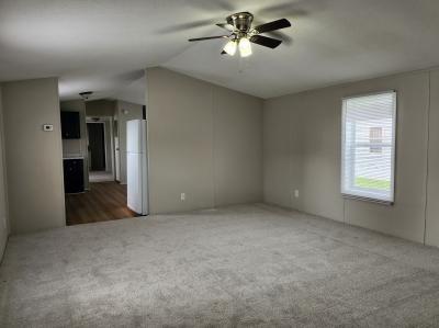 Photo 3 of 6 of home located at 2605 E. Applecreek Ln. Muncie, IN 47303