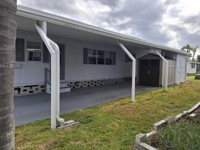 Photo 4 of 35 of home located at 2505 E Bay Dr Lot 218 Largo, FL 33771