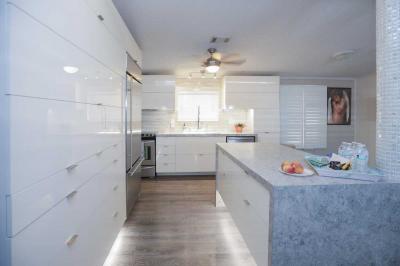 Mobile Home at 11300 Rexmere Blvd,  #4/10-Pl Fort Lauderdale, FL 33325