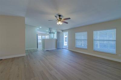 Photo 4 of 25 of home located at 6420 E. Tropicana Ave. Las Vegas, NV 89122