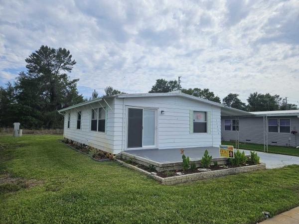 1975 Mobile Home