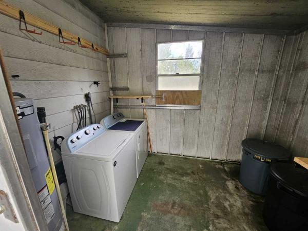 1975 Mobile Home