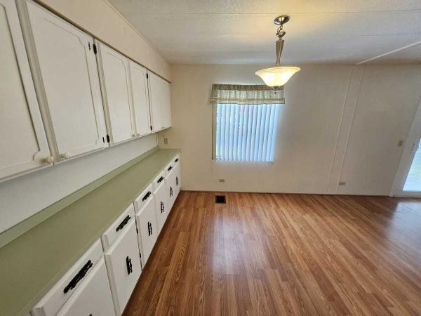 1975 Mobile Home