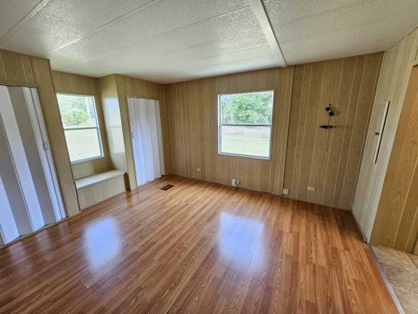 1975 Mobile Home