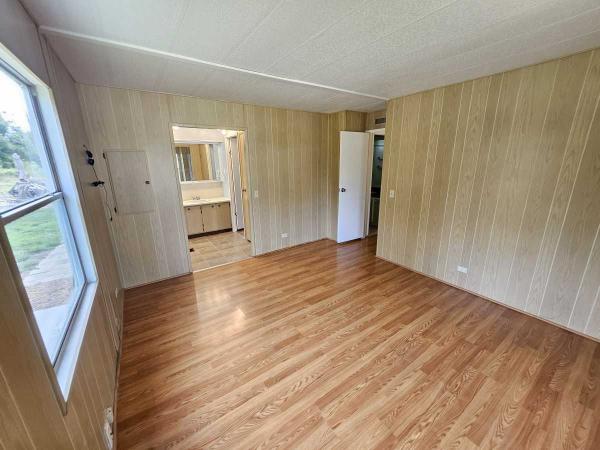 1975 Mobile Home