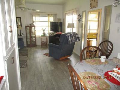 Mobile Home at 21 West Imperial Drive Lakeland, FL 33811