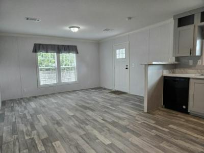 Photo 4 of 5 of home located at 67 Pritchard Street Lakeland, FL 33815